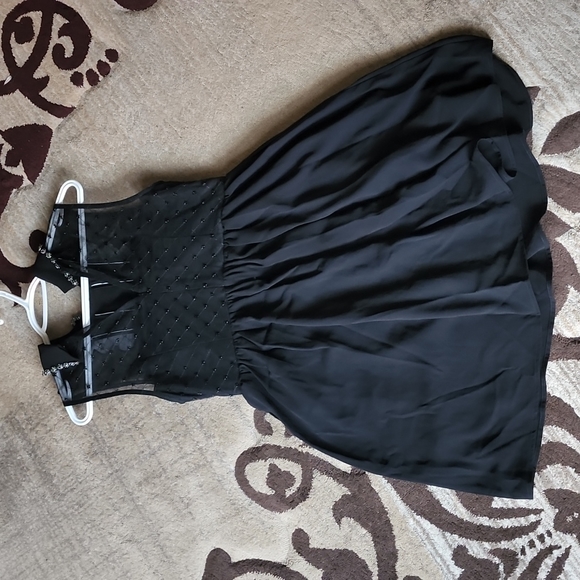 Fancy Cocktail Dress - Picture 5 of 10